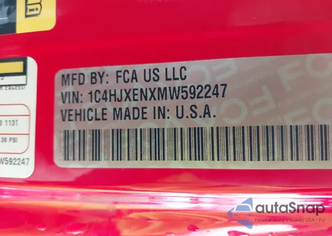 2021 Jeep Wrangler Unlimited Sahara 4X4 z USA, uszkodzony, nr VIN 1C4HJXENXMW592247